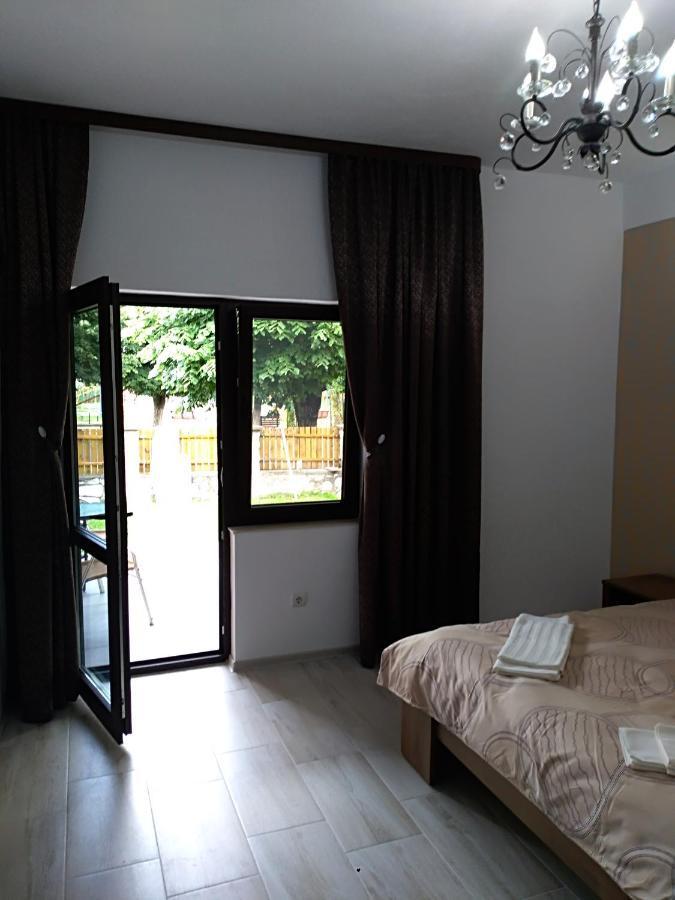 Casa Roka Daire Ieşelniţa Dış mekan fotoğraf